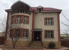 Дом 180 м² на участке 6 сот.