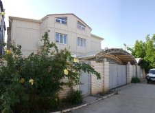 Дом 845 м² на участке 7 сот.