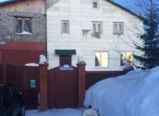 Дом 326 м² на участке 10 сот.