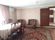 Дом 240 м² на участке 5 сот.