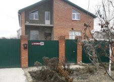 Коттедж 300 м² на участке 10 сот.