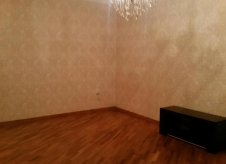 2-к квартира, 74 м², 2/4 эт.