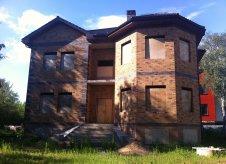 Дом 427 м² на участке 18 сот.