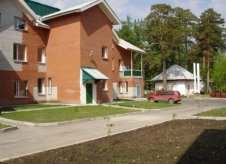 2-к квартира, 84 м², 2/3 эт.