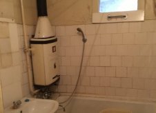 2-к квартира, 42 м², 1/5 эт.