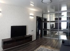 1-к квартира, 400 м², 3/5 эт.