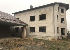 Дом 750 м² на участке 6 сот.