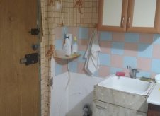 1-к квартира, 180 м², 5/5 эт.