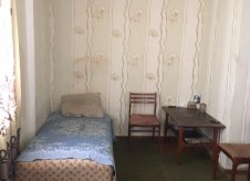 1-к квартира, 300 м², 1/5 эт.