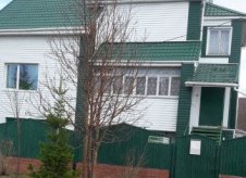 Коттедж 160 м² на участке 10 сот.