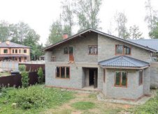 Дом 280 м² на участке 7.6 сот.