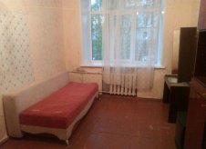 1-к квартира, 32 м², 1/3 эт.