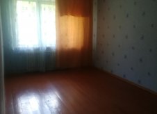 1-к квартира, 300 м², 1/5 эт.