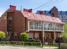 Дом 272 м² на участке 4 сот.