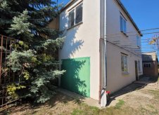 Дом 165 м² на участке 8 сот.